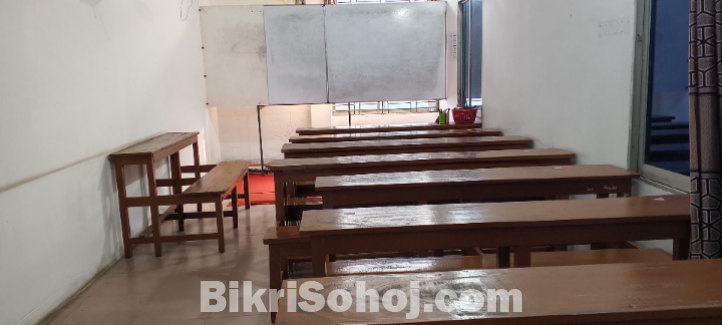 কোচিং সেন্টারের মালামাল বিক্রয়